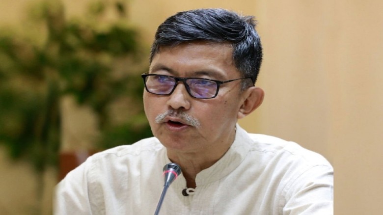 প্রধানমন্ত্রীর কাছে পদত্যাগপত্র, মন্ত্রি